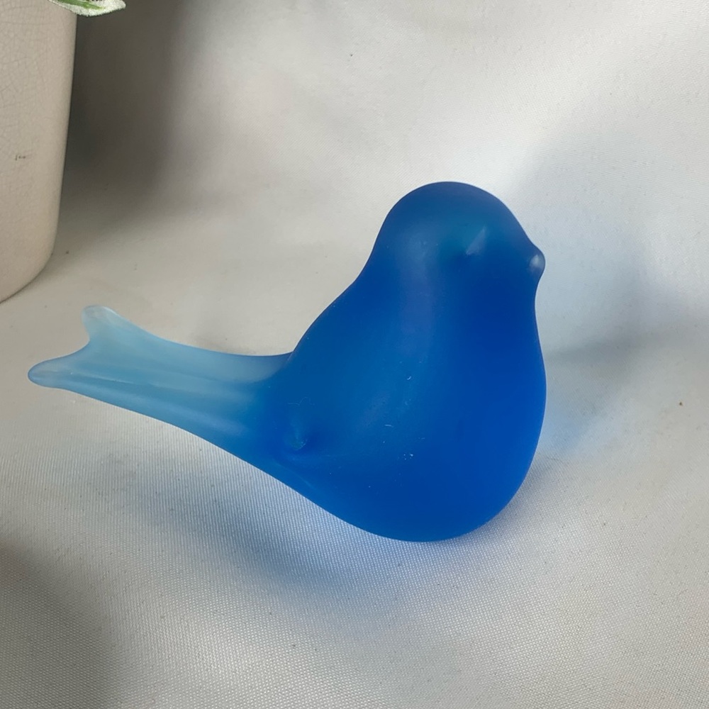 Vintage glass Interpur Accents frosted satin Bluebird (Blue Bird) figure